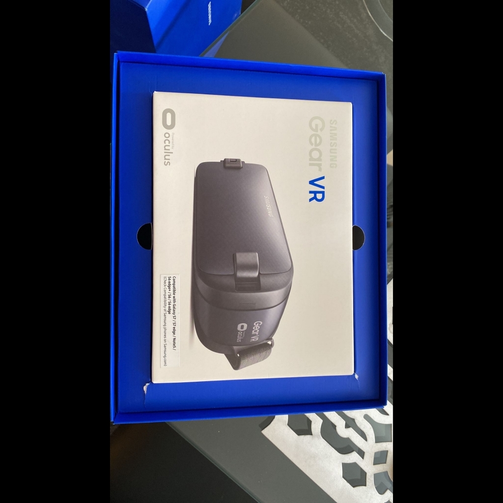 Samsung Gear VR Powered by Oculus